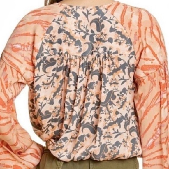 FREE PEOPLE BOHEMIAN PRINT CRUISIN TOGETHER FAUX WRAP V-NECK OVERSIZED TOP SZ XS - Picture 10 of 11